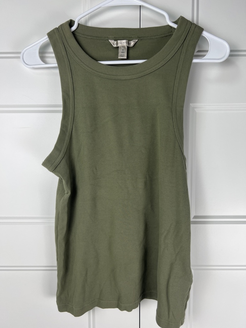 Banana Republic Fitted Ribbed Tank - Picture 2 of 9